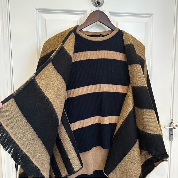 SOLD! On Ebay INTREND by MAX MARA Stripe Cape MADE IN ITALY. Size:OS Warm - Picture 10 of 14